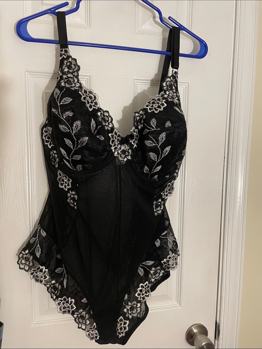 Delta Burke Black Mesh Bodysuit Lingerie with Lined Bra And Embroidery 3X